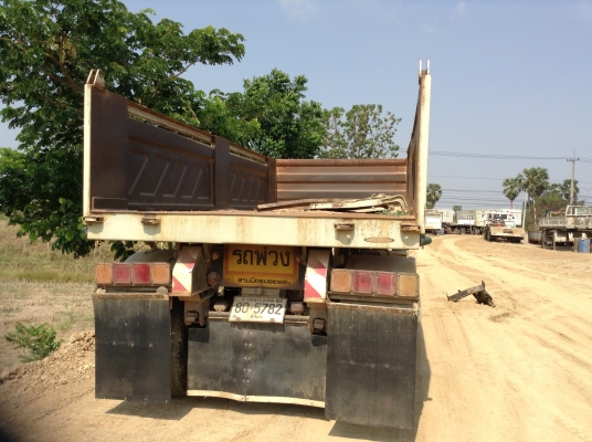 ขายลูกพ่วงดั๊มพ์สามมิตร