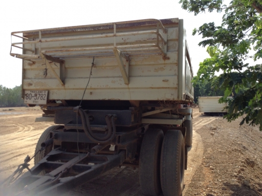 ขายลูกพ่วงดั๊มพ์สามมิตร