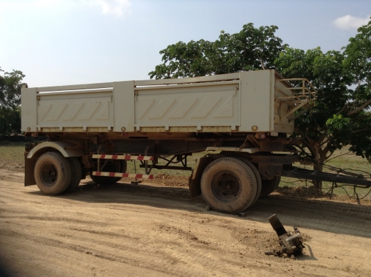 ขายลูกพ่วงดั๊มพ์สามมิตร