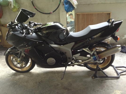 ขาย(แลก-เทริ์น)CBR1100XX super blackbird ปี2000หัวฉีด กุญแจชิพ (อินวอย+สพม+พรบ)เอกสารครบทุกฉบับ ของเหลวใหม่ ยางเต็มหน้าหลัง ผ้าเบรกเต็ม ระบบไฟดีครบทุกจุด ท่อสูตรเสียงนุ่มเพราะ แฮนแต่ง แบตใหม่