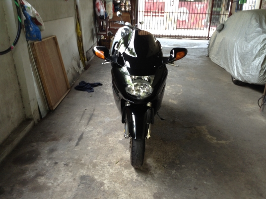 ขาย(แลก-เทริ์น)CBR1100XX super blackbird ปี2000หัวฉีด กุญแจชิพ (อินวอย+สพม+พรบ)เอกสารครบทุกฉบับ ของเหลวใหม่ ยางเต็มหน้าหลัง ผ้าเบรกเต็ม ระบบไฟดีครบทุกจุด ท่อสูตรเสียงนุ่มเพราะ แฮนแต่ง แบตใหม่