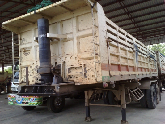 ขายหางเซมิดั้ม พนัสรุ่นเสาอากาส 3 หางสวยพร้องใซ้ทะเบียนไม่ขาดเล่มทะเบียนมีแต่โอนไม่ได้ ขาดชุดโอน