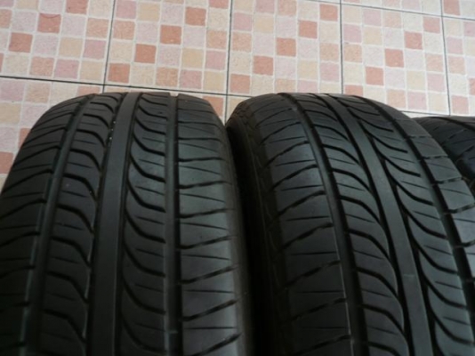 ขายยาง NITTO NT650 (JP)----215-60-16----ดอกเพียบ (1ชุด) ถูกๆ ขายยาง NITTO NT650 (JP)----215-60-16----ดอกเพียบ (1ชุด) ถูกๆ