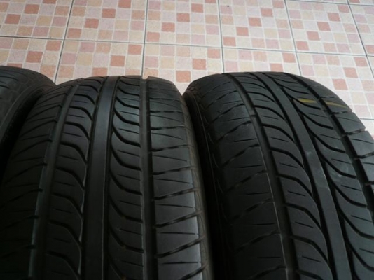 ขายยาง NITTO NT650 (JP)----215-60-16----ดอกเพียบ (1ชุด) ถูกๆ ขายยาง NITTO NT650 (JP)----215-60-16----ดอกเพียบ (1ชุด) ถูกๆ