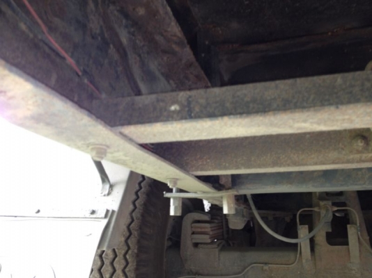 รถฮีโน่ 10 ล้อ รั่ว  FL177  168 แรงม้า สนใจติดต่อ 081 - 6079515