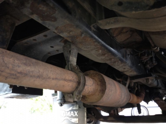 รถฮีโน่ 10 ล้อ รั่ว  FL177  168 แรงม้า สนใจติดต่อ 081 - 6079515