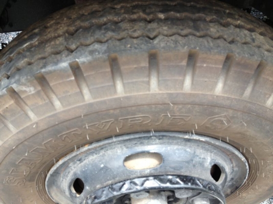 รถฮีโน่ 10 ล้อ รั่ว  FL177  168 แรงม้า สนใจติดต่อ 081 - 6079515