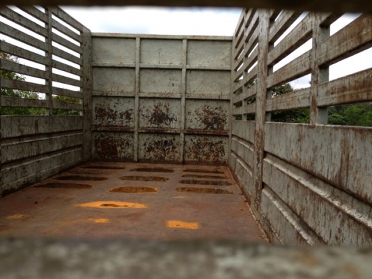 รถฮีโน่ 10 ล้อ รั่ว  FL177  168 แรงม้า สนใจติดต่อ 081 - 6079515