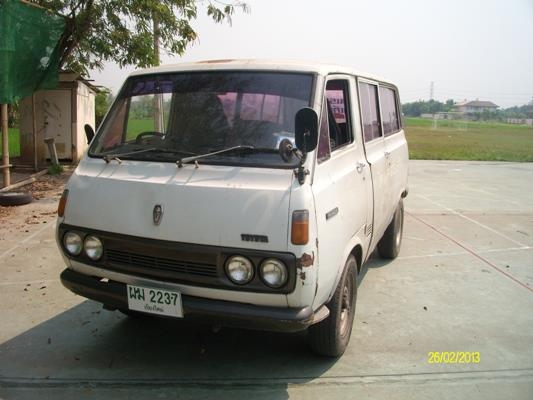 รถตู้โตโยต้าRH11 เครื่อง2c turbo เครื่องฟิตใหม่ ประตูกับข้าว 70,000 บาท