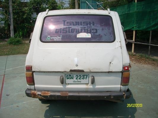 รถตู้โตโยต้าRH11 เครื่อง2c turbo เครื่องฟิตใหม่ ประตูกับข้าว 70,000 บาท