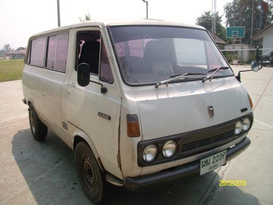 รถตู้โตโยต้าRH11 เครื่อง2c turbo เครื่องฟิตใหม่ ประตูกับข้าว 70,000 บาท