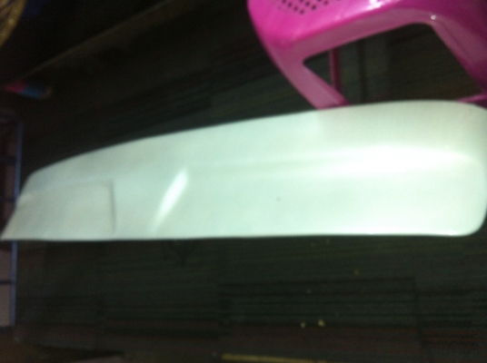 ขายแก๊ปหลังรถตูัหัวจรวจ