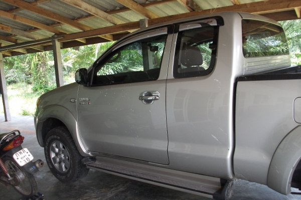 ขายด่วน vigo Prerunner 3.0 E ปี 2007 ขายด่วน vigo Prerunner 3.0 E ปี 2007