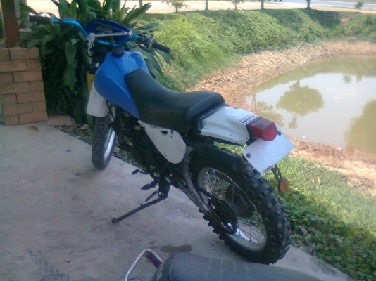 ขาย Yamaha DT 175 Mono ราคา10000 บาท ขาย Yamaha DT 175 Mono ราคา10000 บาท