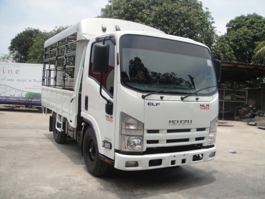 NLR 4 ล้อ รถห้าง สภาพสวย วิ่งน้อย พร้อมใช้งาน