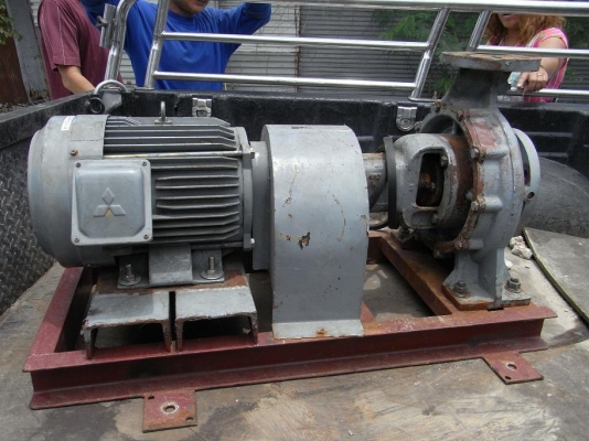 ขายปั้มน้ำหอยโข่ง แบบแยกมอเตอร์กับใบพัด ยี่ห้อ EBARA มอเตอร์ Mitsubishi 7.5 HP. เข้า 4 นิ้ว ออก 3 นิ้ว สภาพสวย พร้อมใช้งาน