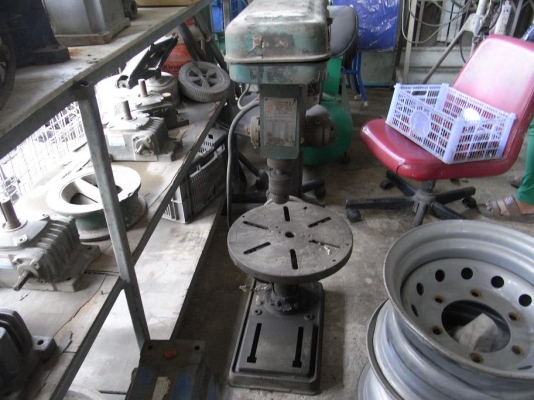 ขายสว่านแท่น REXON ขนาดมอเตอร์ 1 HP. สภาพพร้อมใช้งาน