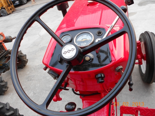 ขายรถไถอิเซกิ TS2500  พร้อมผานไถสวยๆ