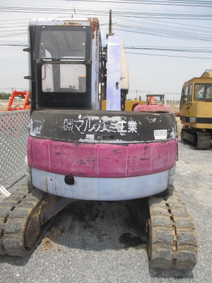 KOMATSU PC50UU-2 เก่าไทย   เอวแน่น ปั็มแรง สภาพพร้อมใช้ สุดๆเอาไปแบ่งกันใช้ได้เลยครับ   น้องร็อค จัดหั้ย สนใจโทร สอบถามได้ 081-8535656