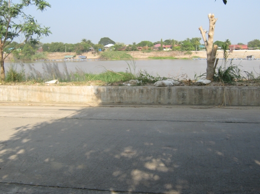 ขายบ้านพร้อมที่ดินติดแม่น้ำเจ้าพระยาวิวสวยน้ำไม่ท่วม