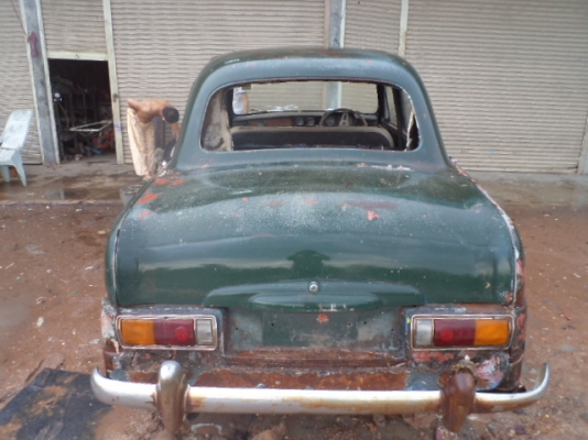 ขายรถเก่ง Ford consul ปี1955 ท้ายมน ขายรถเก่ง Ford consul ปี1955 ท้ายมน