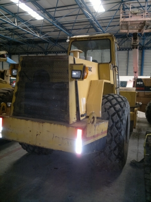 รถบด DINAPAX CA25D ขนาด 10 ตัน รถนอกนำเข้า ไม่เคยใช้ในไทย ราคาถูกครับ มาถึงไทยแล้ว ติดต่อ มานะ 085-9049669