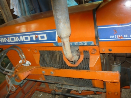 รถไถ 23แรง ฮิโนโมโต้ เบส อี23...พร้อมผาน3 ดันหน้า ผานตัดหญ้า ครบชุด