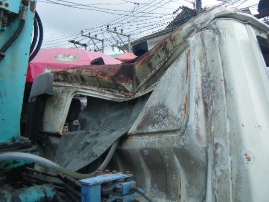 รถบรรทุก 6 ล้อติดเครน ยี่ห้อ HINO รุ่น KM779 รถบรรทุก 6 ล้อติดเครน ยี่ห้อ HINO รุ่น KM779