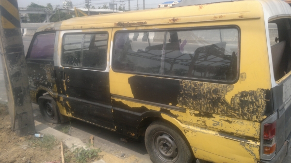 รถตู้ FORD