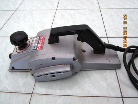 กบไสไม้Makita 1804N ของแท้ สภาพใหม่มาก ราคาถูก ด่วนเลยครับ