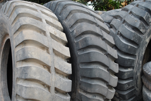 ยางขนาด 29.5-29 BRIDGESTONE ยางขนาด 29.5-29 BRIDGESTONE