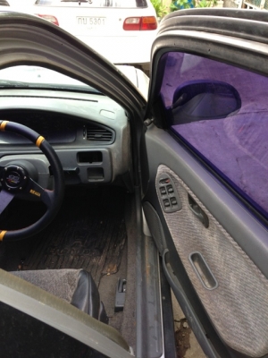 ด่วนเตารีด civic 4Door ปี93 เกียร์Auto เครื่อง D15B หัวฉีด 90,000 ด่วนเตารีด civic 4Door ปี93 เกียร์Auto เครื่อง D15B หัวฉีด 90,000