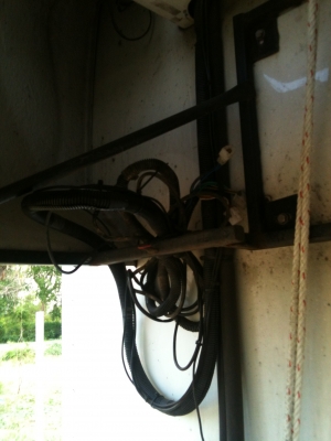 ขายตู้เปียกพร้อมแอร์ อุปกรณ์ครับ