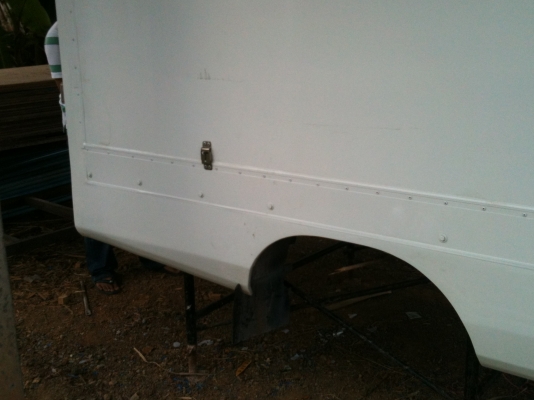 ขายตู้เปียกพร้อมแอร์ อุปกรณ์ครับ