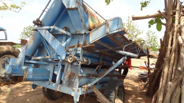 ขายตู้นวยข้าว ติดรถไถ