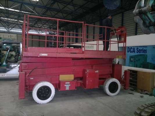 ลีฟท์ขากรรไกร AICHI SV091 เครื่องยนต์ดีเซล ยกสูง 9 เมตร ใช้งานน้อย700ชม. ลีฟท์นอกนำเข้าจากญี่ปุ่นสภาพสวยราคาถูกครับ ไม่เคยใช้ในไทย ติดต่อ มานะ 085-9049669
