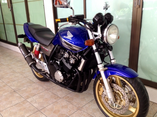 ขาย CB400 SF TEC1 ปี2000 สภาพสวยๆ ทะเบียนแท้ สมอ. ราคา 178000 บาท ต่อรองได้