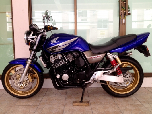 ขาย CB400 SF TEC1 ปี2000 สภาพสวยๆ ทะเบียนแท้ สมอ. ราคา 178000 บาท ต่อรองได้