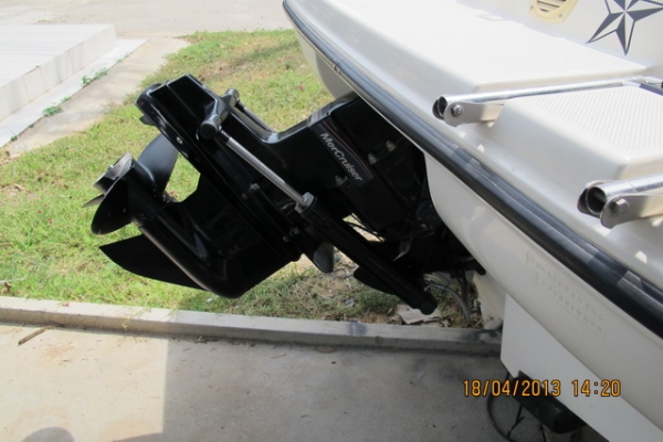 -ผ่อนได้- ขาย เรือ BAYLINER 18 ฟุต เครื่อง MERCRUISER 3.0 ปี 2005 เรือนำเข้า USA  สภาพสวยมาก