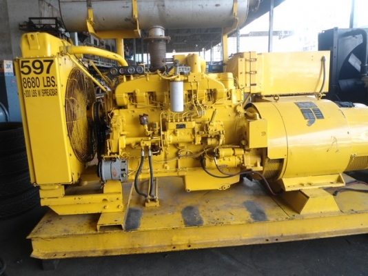 ขายเครื่องปั้นไฟฟ้าเครื่อง CATERPILLAR 220 KVA พร้อมใช้งานครับ