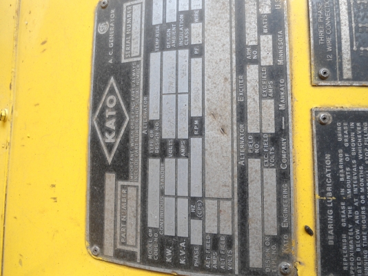 ขายเครื่องปั้นไฟฟ้าเครื่อง CATERPILLAR 220 KVA พร้อมใช้งานครับ ขายเครื่องปั้นไฟฟ้าเครื่อง CATERPILLAR 220 KVA พร้อมใช้งานครับ