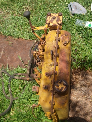 ขายถังไฮโดรลิค KOMATSU D20S-3 ขายถังไฮโดรลิค KOMATSU D20S-3