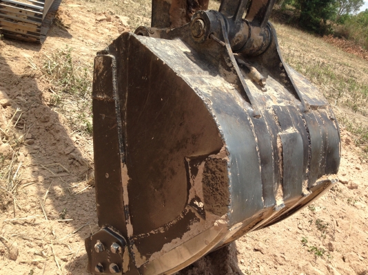 KOMATSU PC 120-3 ทำงานเร็วไม่โหลด เครื่องยนต์ HINO EC100 เครื่องแห้งดีไม่มีเยิ้ม บูมอาร์มสวยไม่ปะ ช่วงล่างสภาพดี 60\% พร้อมทำงานได้เลย เอกสารสัญญาซื้อขาย ราคาต่อรองได้ครับ KOMATSU PC 120-3 ทำงานเร็วไม่โหลด เครื่องยนต์ HINO EC100 เครื่องแห้งดีไม่มีเยิ้ม บูมอาร์มสวยไม่ปะ ช่วงล่างสภาพดี 60\% พร้อมทำงานได้เลย เอกสารสัญญาซื้อขาย ราคาต่อรองได้ครับ