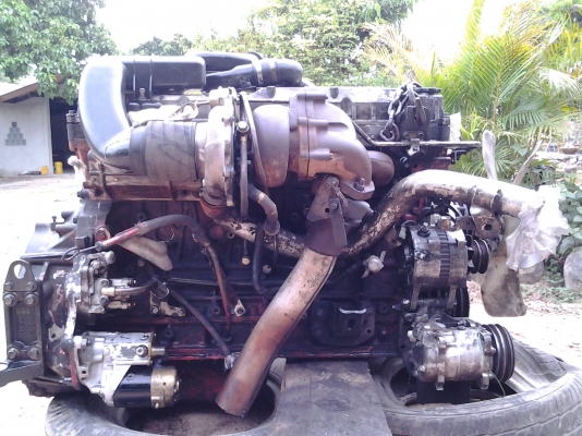 ขายเครื่องisuzu 240เทอร์โบว์6HK1ของครบพร้อมใช้งานแถมอินเตอร์ให้อีก ขายเครื่องisuzu 240เทอร์โบว์6HK1ของครบพร้อมใช้งานแถมอินเตอร์ให้อีก