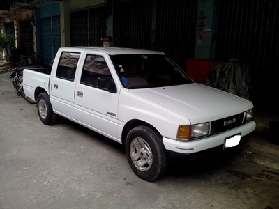 ขายอีซูซุ มังกรทอง TFR 4 ประตู รถสวยสภาพพร้อมใช้งาน ขายอีซูซุ มังกรทอง TFR 4 ประตู รถสวยสภาพพร้อมใช้งาน