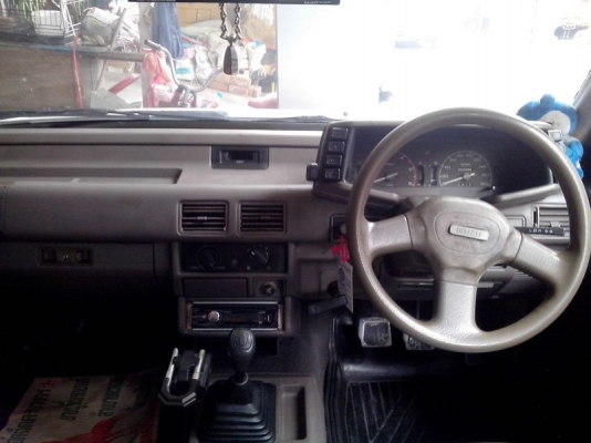 ขายอีซูซุ มังกรทอง TFR 4 ประตู รถสวยสภาพพร้อมใช้งาน ขายอีซูซุ มังกรทอง TFR 4 ประตู รถสวยสภาพพร้อมใช้งาน