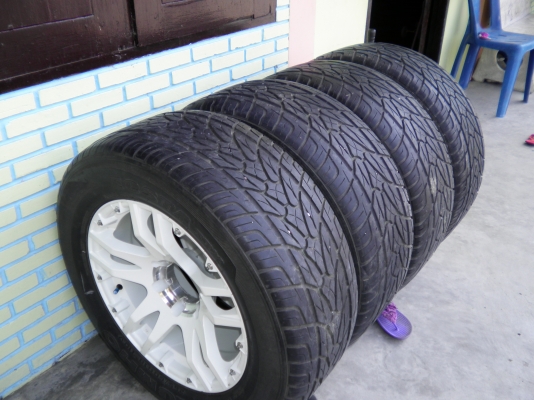 แม็ก18 พร้อมยาง1ชุด ต่อรองได้ ขายได้ขาย