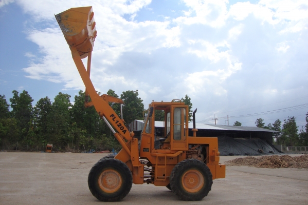ขายรถตัก FURUKAWA รุ่น FL120A