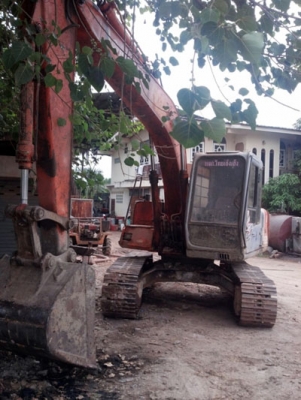 ขายแบ็คโฮ Hitachi EX120-2 เปลี่ยนระบบทุกอย่างเหมือนรุ่น 1 มีทะเบียน โทร 088-4501277 ขายแบ็คโฮ Hitachi EX120-2 เปลี่ยนระบบทุกอย่างเหมือนรุ่น 1 มีทะเบียน โทร 088-4501277