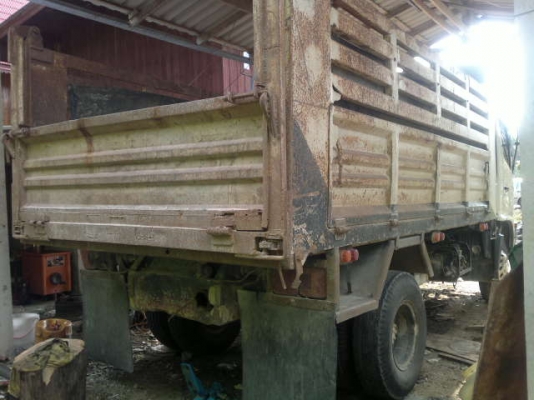 รถฮีโน่ 6 ล้อดั๊ม FC4J  150 แรงม้า ปี 49  สนใจติดต่อ 081 - 6079515